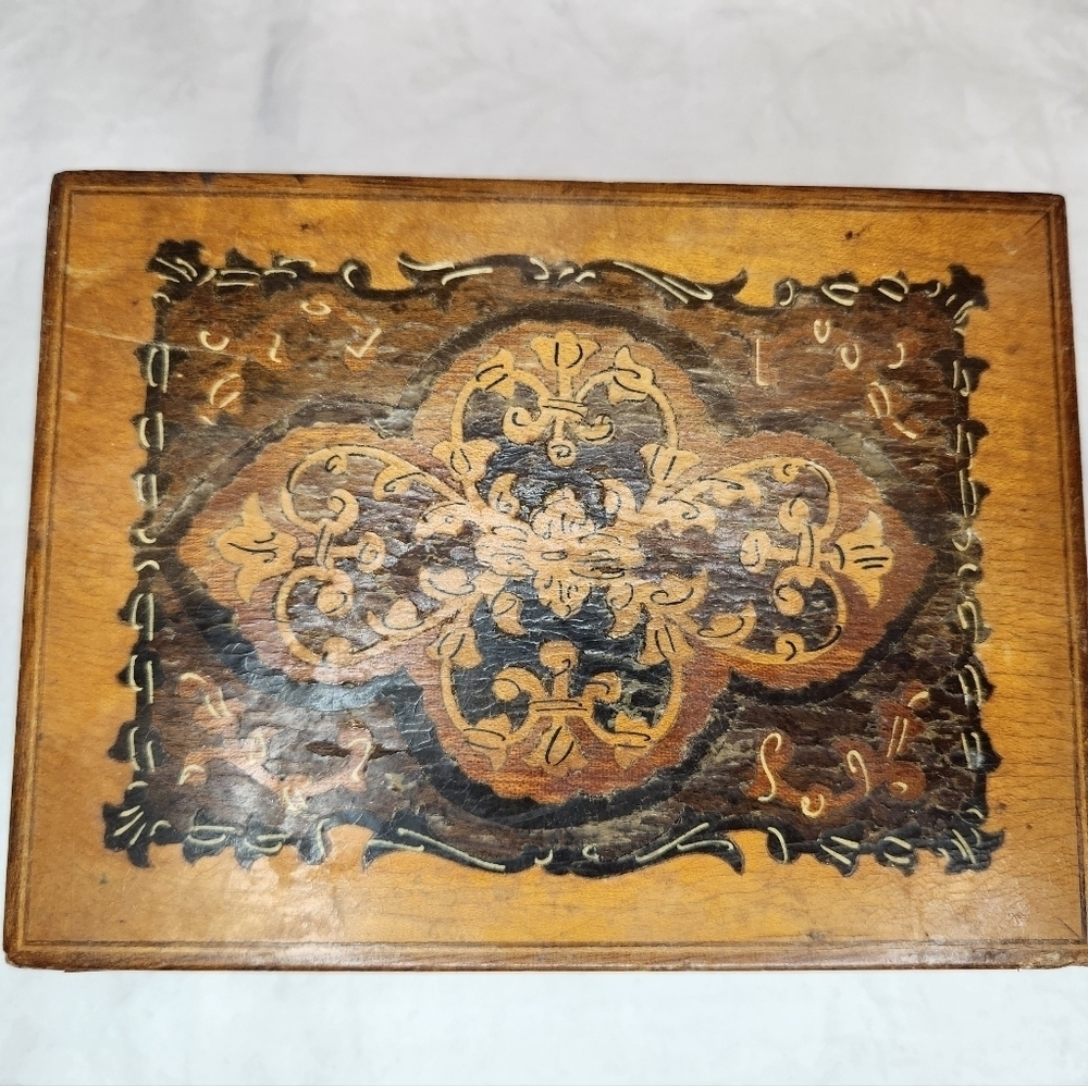 Antique Swiss Wood Music Box